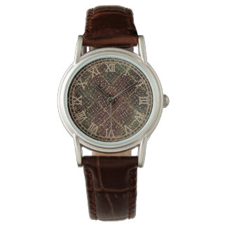Luxury Gold Red Green Color Pattern Watch