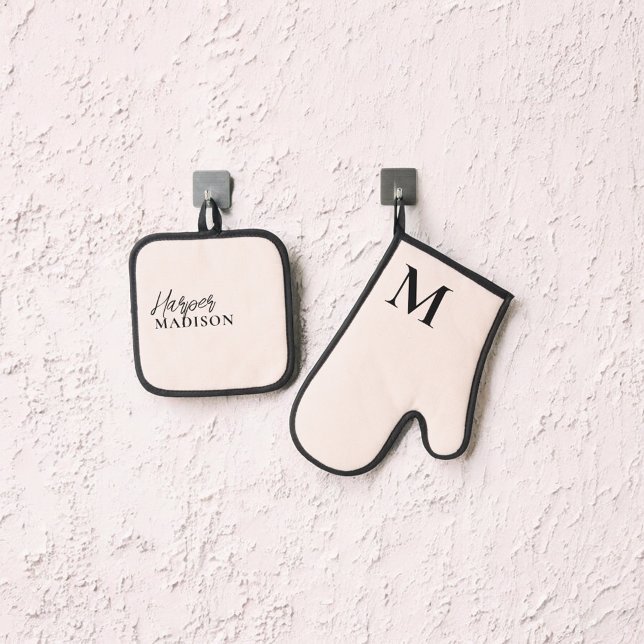 Luxury Monogram Brush Blush Pink Oven Mitt & Pot Holder Set (Creator Uploaded)
