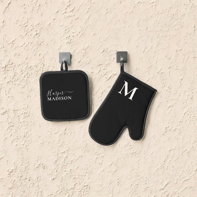 Luxury Monogram Script Black  Oven Mitt & Pot Holder Set (Creator Uploaded)