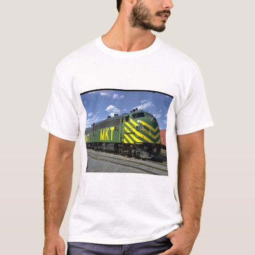 M_K_T EMD F_7A set 77A  1973_Trains T_Shirt