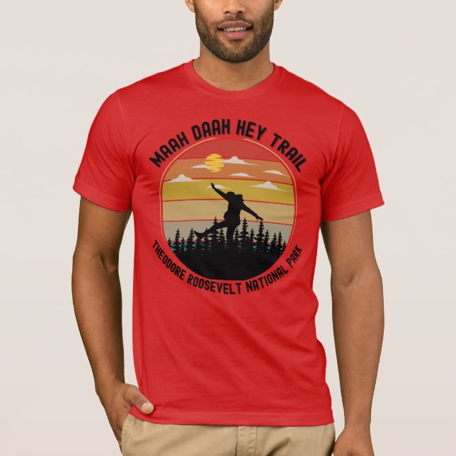 Maah Daah Hey Trail – Ride the Badlands T-Shirt (Front)