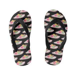 Macaron cartoon illustration  kid's flip flops