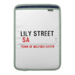 Lily STREET   MacBook Air sleeves