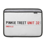 Pinkie treet  MacBook Air Sleeves (landscape)