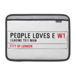 PEOPLE LOVES E  MacBook Air Sleeves (landscape)