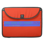 Ang cute ni crush  MacBook Pro Sleeves