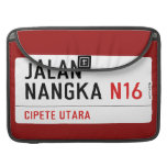 JALAN NANGKA  MacBook Pro Sleeves