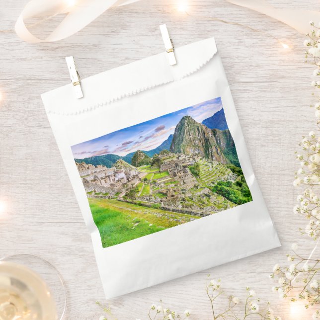 Machu Picchu Favor Bag (Clipped)