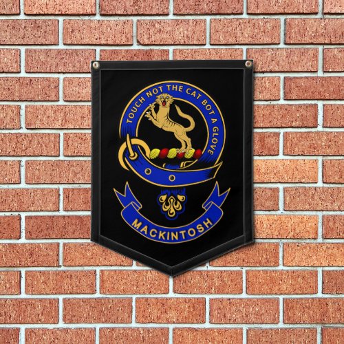 MacKintosh Clan Badge Banner   Pennant