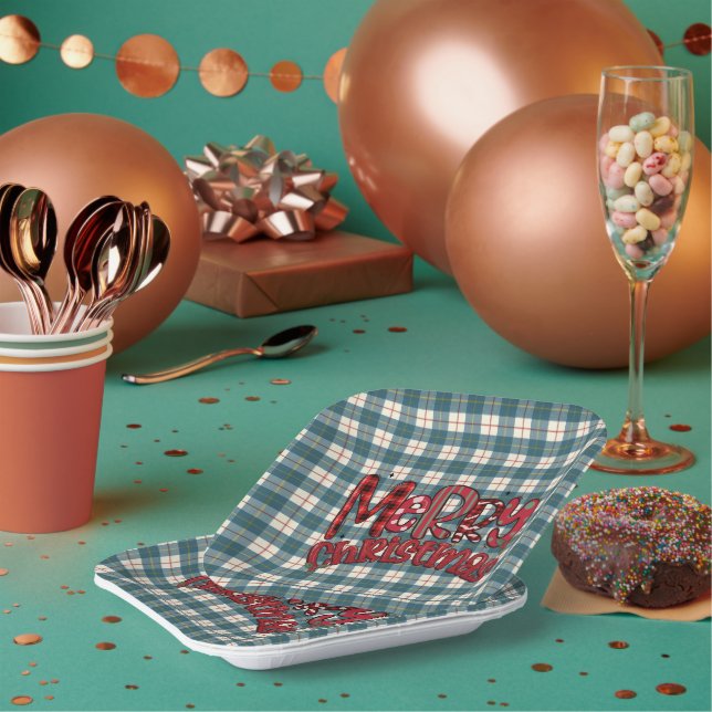 Macrae Conchra Scottish Tartan Merry Christmas Paper Plates (Multi)