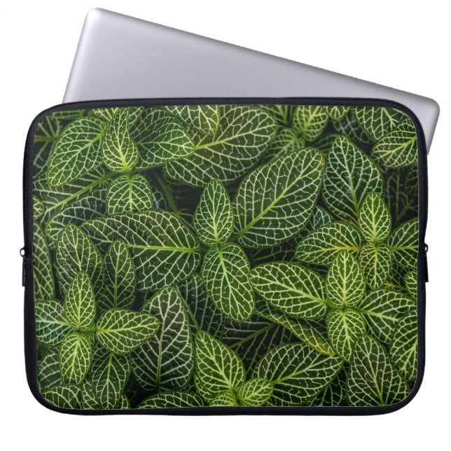 MACRO PHOTO OF GREEN-LEAFED PLANTS LAPTOP SLEEVE (Front)