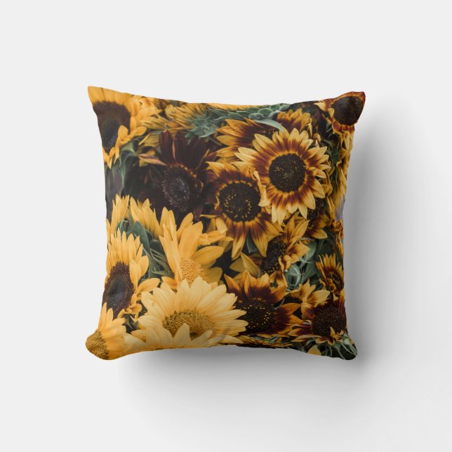MACRO PHOTOGRAPHY OF YELLOW SUNFLOWERS THROW PILLOW (Front)