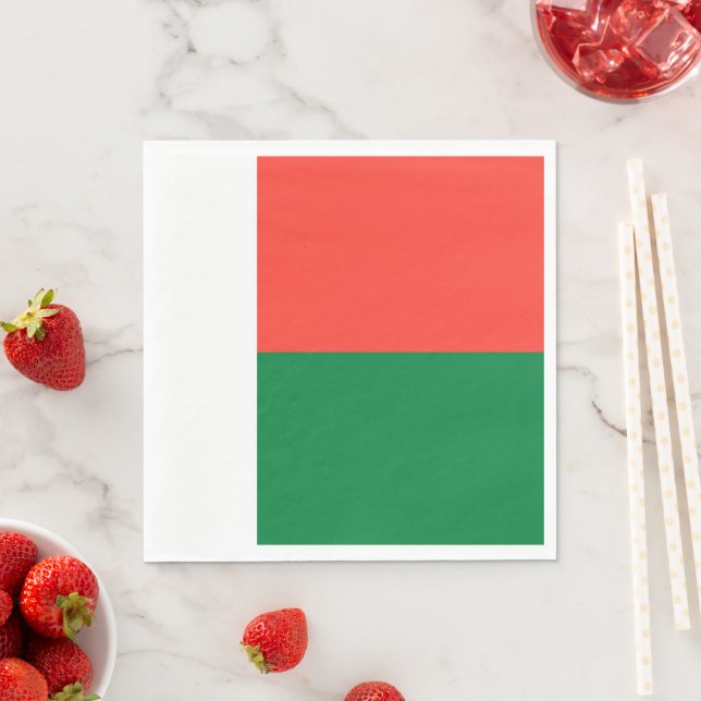 Madagascar flag napkins (Insitu)