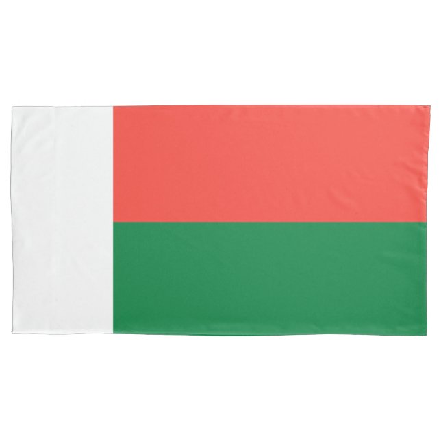 Madagascar flag pillow case (Front)