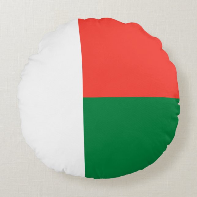 Madagascar Flag Round Pillow (Front)