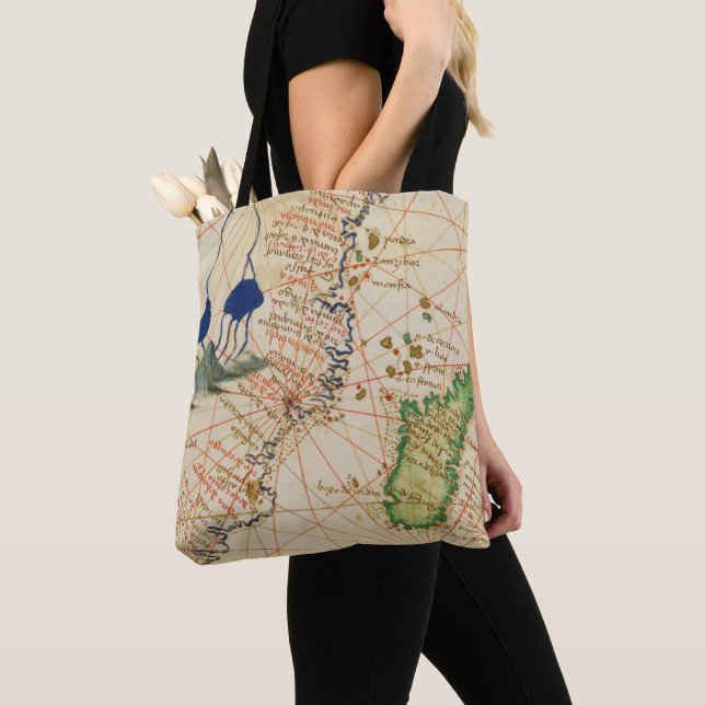 Madagascar Map Tote Bag (Close Up)
