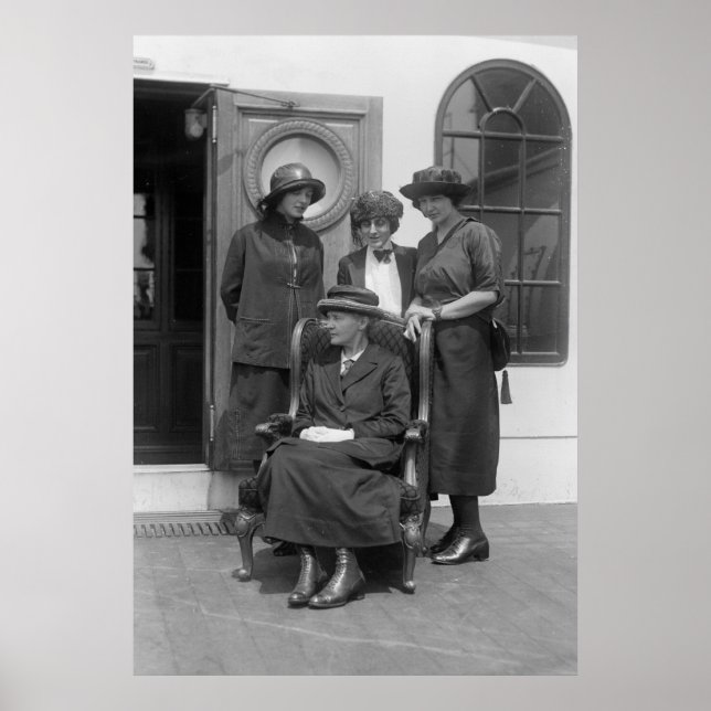 Madame Curie, early 1900s Poster (Front)