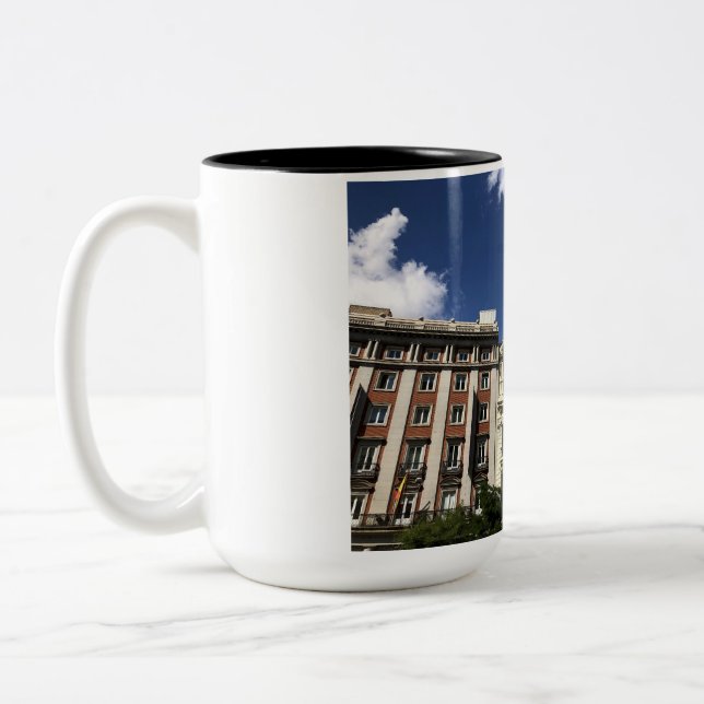 Madrid — Edificio Metrópolis Mug (Left)