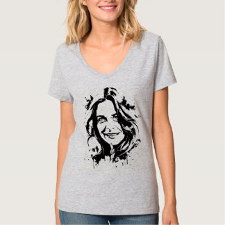 Magda 8 T-Shirt
