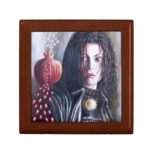 MAGDALEN KEEPSAKE BOX