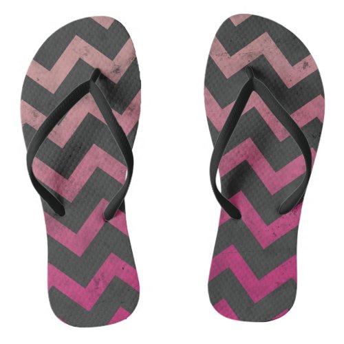 Magenta pink red ombre dark gray chevron pattern flip flops