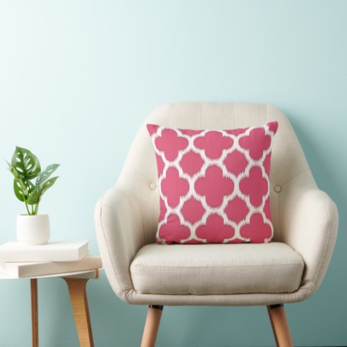 Magenta Pink White Ikat Quatrefoil Art Pattern Throw Pillow