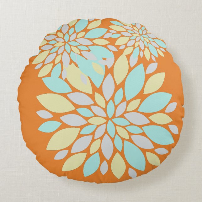 Magic Pastel Colour Flower Petals Round Pillow (Front)
