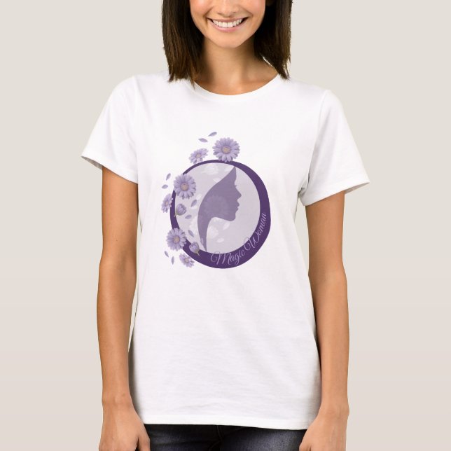 Magic Woman – Blütenfrau T-Shirt, lila T-Shirt (Front)