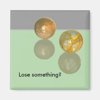 Magnet - Marbles on Table