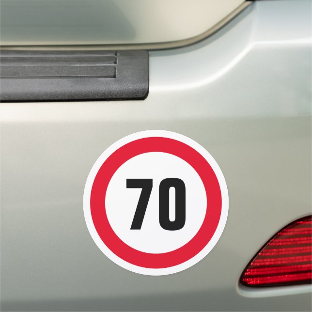 Magnetic round speed limit sign 70 mph for vehicle (In Situ)