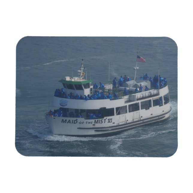 Maid of the mist on the Niagara river Magnet (Horizontal)