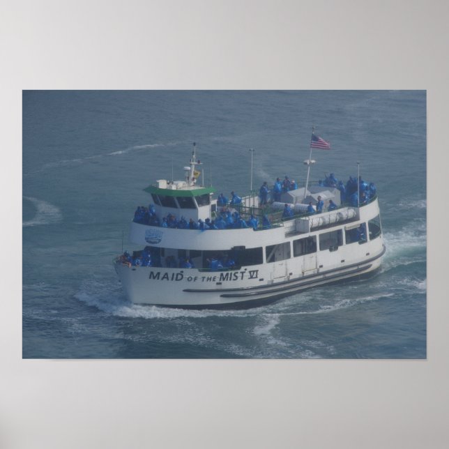 Maid of the mist on the Niagara river Poster (Front)