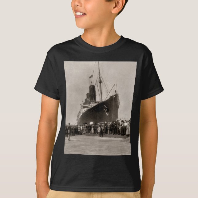 Maiden Voyage of RMS Lusitania, 13 Septemeber 1907 T-Shirt (Front)