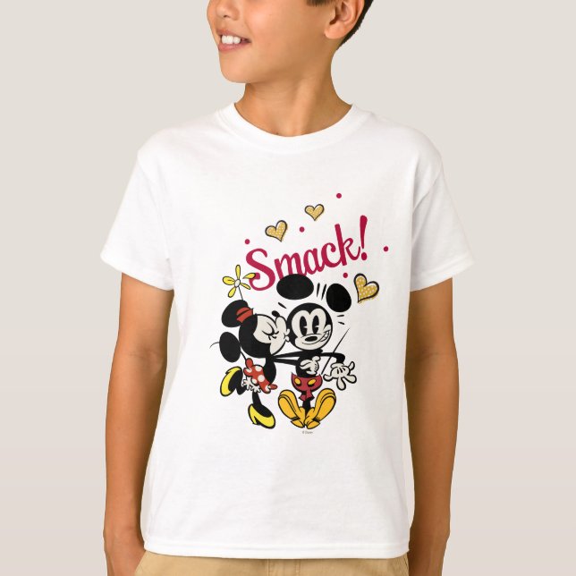 Main Mickey Shorts | Kiss on Cheek T-Shirt (Front)