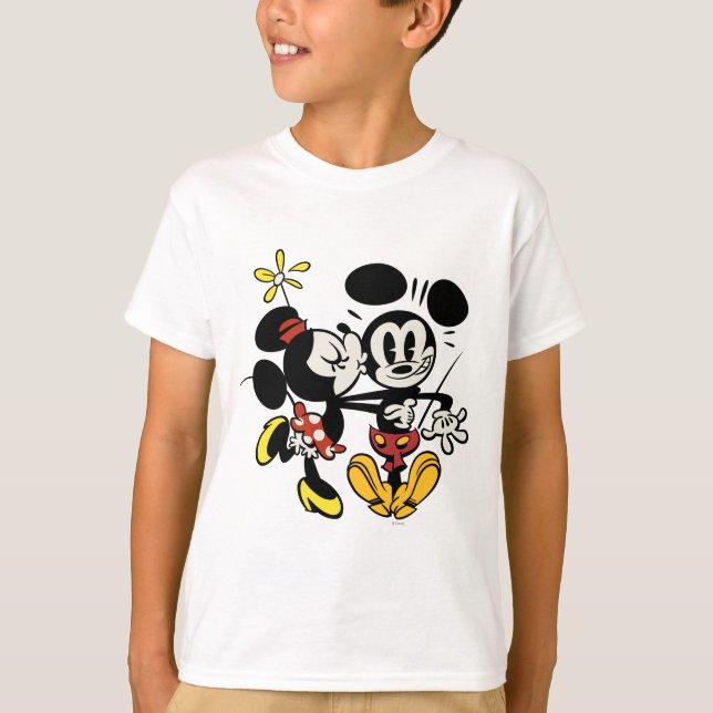 Main Mickey Shorts | Minnie Kissing Mickey T-Shirt (Front)