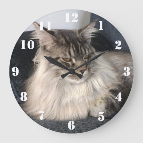 Maine Coon Cat Clock
