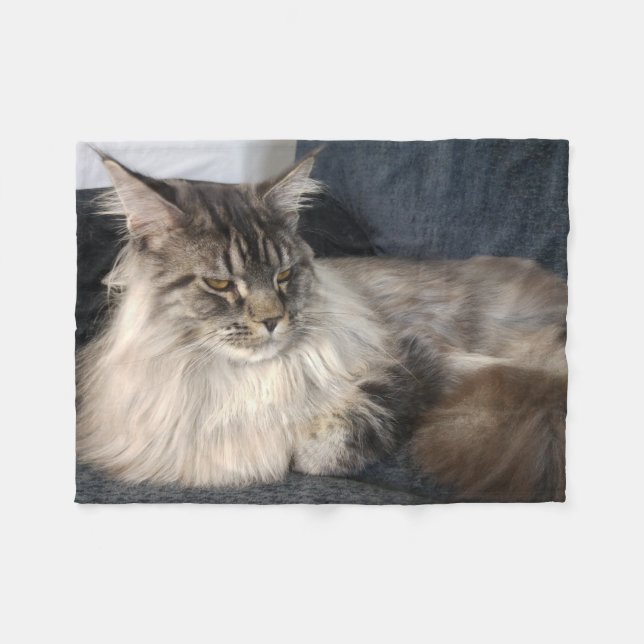 Maine Coon Cat Fleece Blanket (Front (Horizontal))