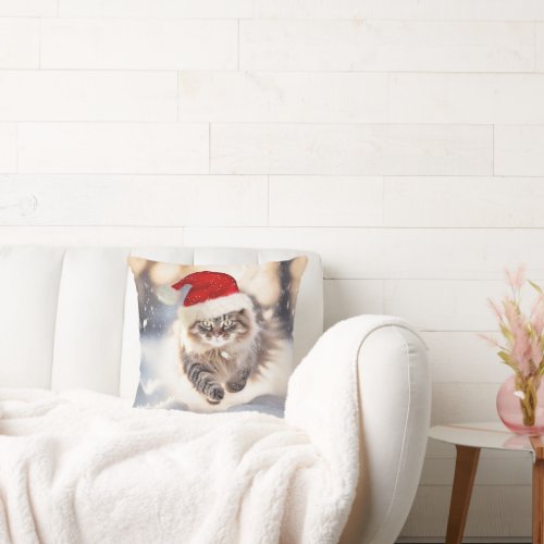 Maine Coon Christmas Cat In Snow Throw Pillow
