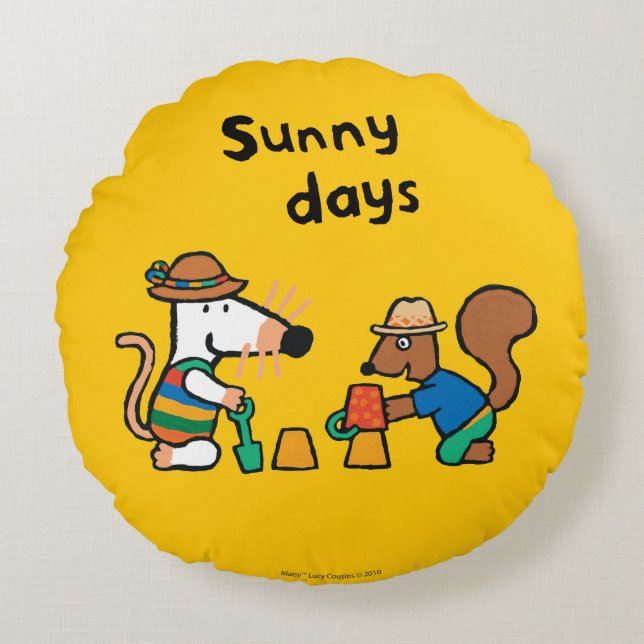 Maisy and Cyril Build a Sand Castle Round Pillow (Front)