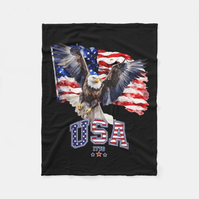 Majestic American Bald Eagle With Usa Flag 4th Of Fleece Blanket (Front)
