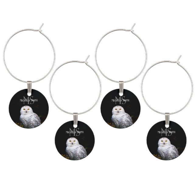 Majestic winter snowy owl monogram custom name wine charm (Staggered)