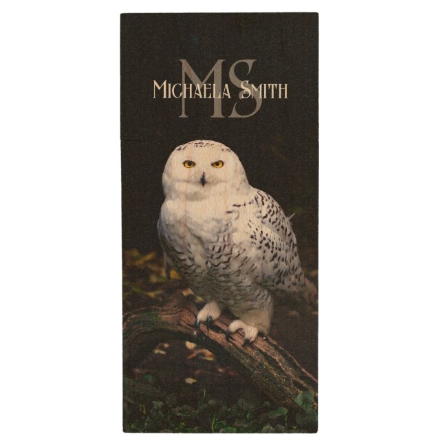 Majestic winter snowy owl monogram custom name wood flash drive (Front Vertical)