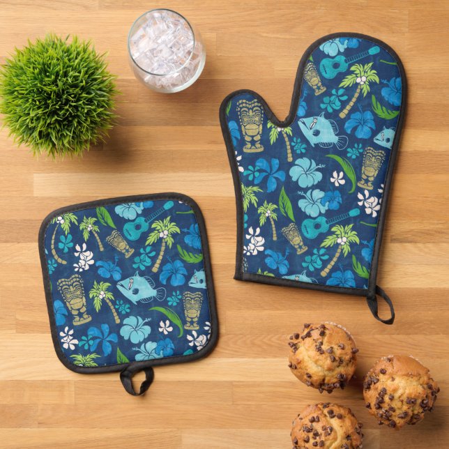 Makapuu Beach Hawaiian Batik Navy Oven Mitt & Pot Holder Set (Top Down)