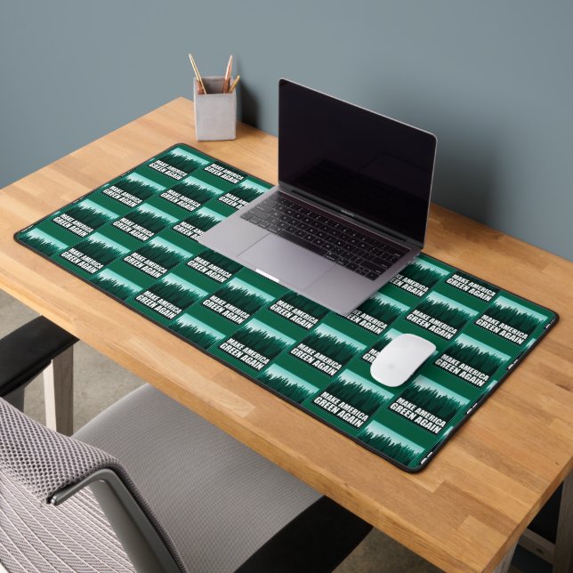 Make America Green Again Desk Mat (Office 2)