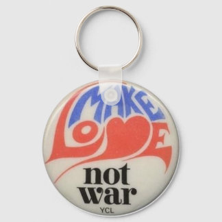 Make Love Not War Retro Peace Symbol Keychain