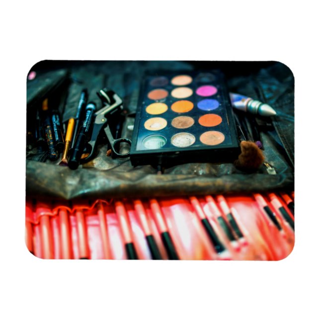 Make-Up Brushes Magnet (Horizontal)