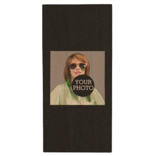 Make your own decor easily with your image on a wood flash drive