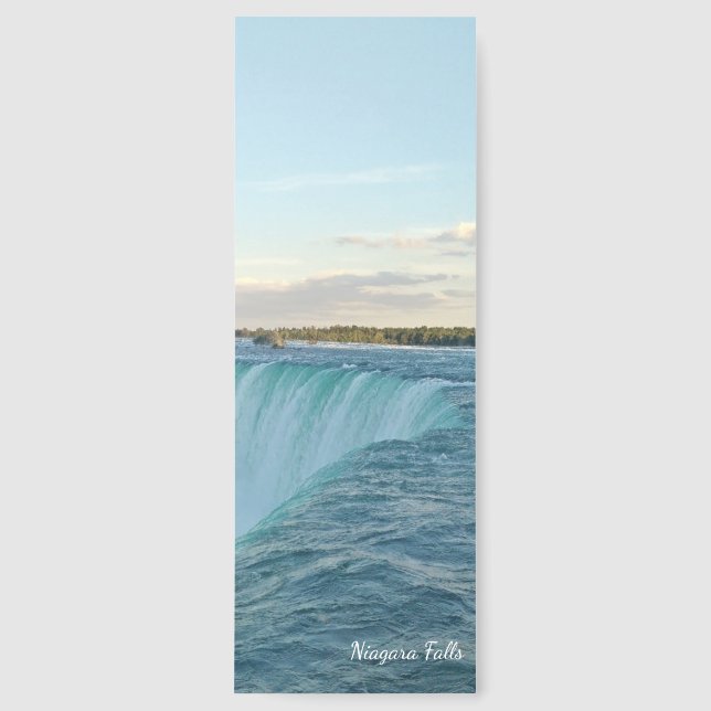 Make Your Own Souvenir Travel Photo Bookmarks (Front)