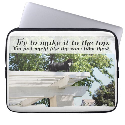Making it to the Top Cat Motivational Slogan Laptop Sleeve