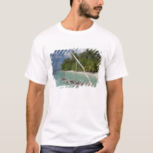 Maldives, North Male Atoll, Island of Kuda T-Shirt